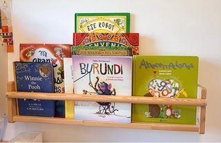 Estantería infantil de madera