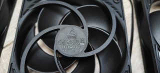 Lote 5 ventiladores Arctic P12 PWM-PST
