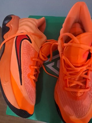 Nike Giannis Immortality 4 Naranja/BRIGHT Crimson