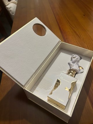 Frasco de perfume Lattafa vacío
