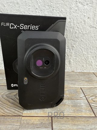 Cámara de imágenes térmicas - FLIR