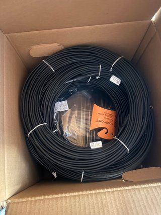 CommScope Fibra Óptica Cable