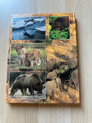 Libros: El reino animal y Los reinos del Mar