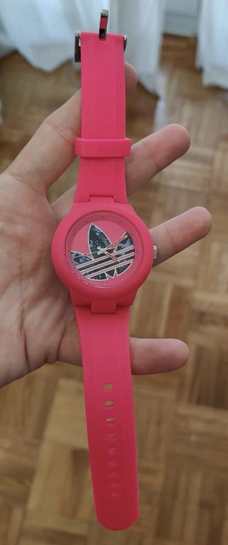 Reloj Adidas Rosa con Diseño Floral