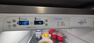 Nevera Americana Electrolux con Hielo