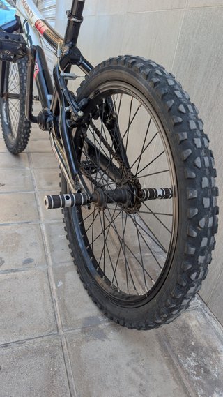 Bicicleta Monty BMX 129