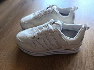 Sneakers Patrizia Pepe bambina n.33