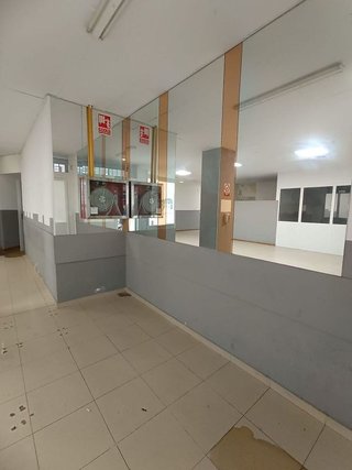 Local comercial en venta en Zona Teatro Campoamor en Oviedo
