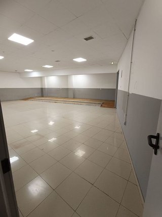 Local comercial en venta en Zona Teatro Campoamor en Oviedo