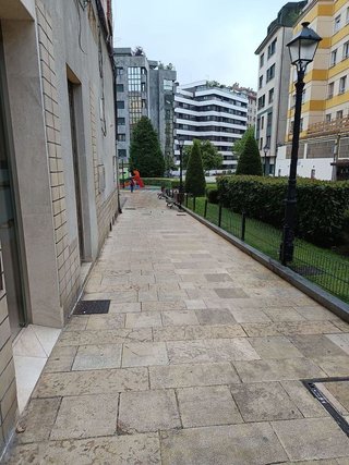 Local comercial en venta en Zona Teatro Campoamor en Oviedo