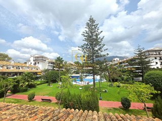 Piso en alquiler en La Carolina-Guadalpín en Marbella