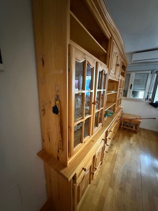 Mueble de salón de madera
