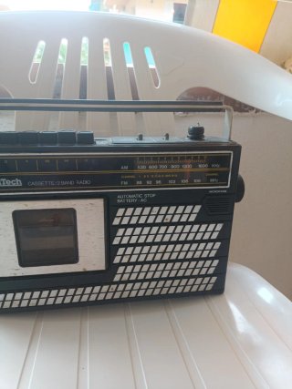 Radio Cassette 2 Bandas MultiTech