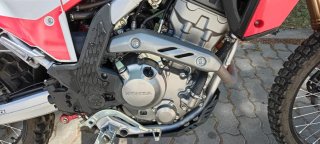 Honda CRF 300L 2024 Enduro Roja y Blanca