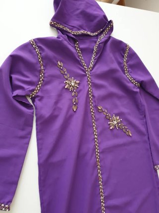 Jelaba Niña Morada Talla 6-7 Años