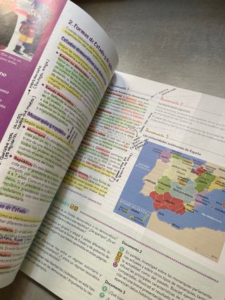 Educación en Valores Cívicos y Éticos 2 ESO
