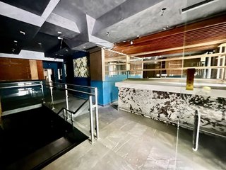Local comercial en alquiler en Almagro en Madrid