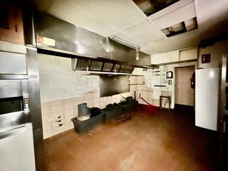 Local comercial en alquiler en Almagro en Madrid