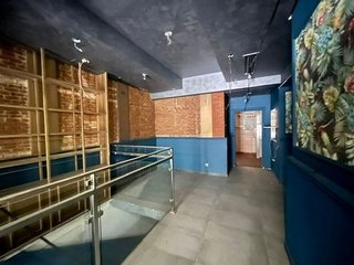 Local comercial en alquiler en Almagro en Madrid