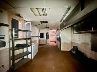 Local comercial en alquiler en Almagro en Madrid