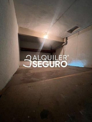 Local comercial en alquiler en Vista Alegre en Madrid