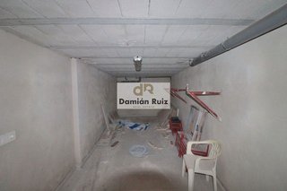 Local comercial en venta en Zona Pueblo en Guardamar del Segura