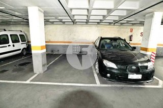 Garaje en venta en Les Corts en Barcelona