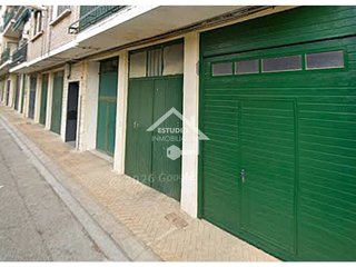Garaje en venta en Viana