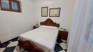Casa adosada en venta en Castell (Es)