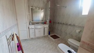 Casa adosada en venta en Castell (Es)