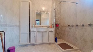 Casa adosada en venta en Castell (Es)