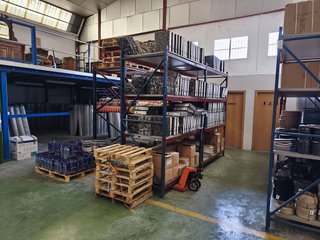 Nave industrial en venta en Santa Cruz - Industria - Polígono Campollano en Albacete