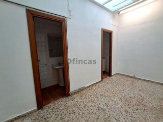 Local comercial en alquiler en Ensanche en Teruel
