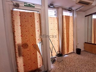 Local comercial en alquiler en Ensanche en Teruel