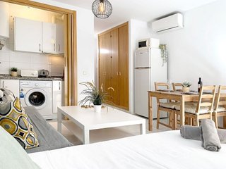 Estudio en alquiler en Cerrado Calderón - El Morlaco en Málaga