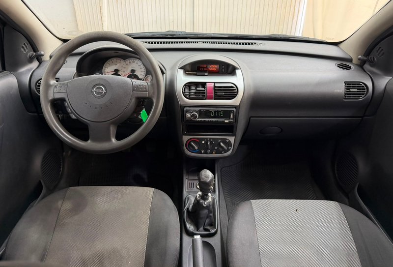 Opel Corsa 2006, foto 14