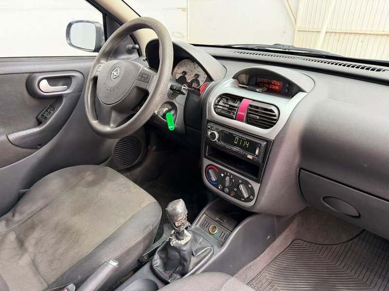Opel Corsa 2006, foto 30