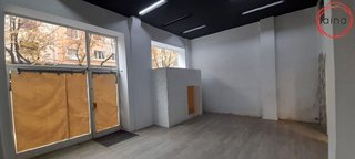 Local comercial en alquiler en Ensanche en Pamplona