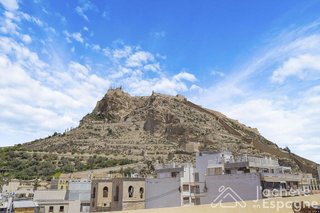 Piso en venta en Casco Antiguo - Santa Cruz en Alicante