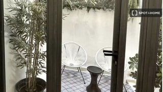Piso en alquiler en Pacífico en Madrid