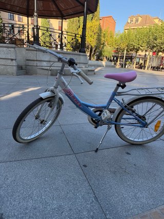 Bicicleta infantil Jumper azul y rosa