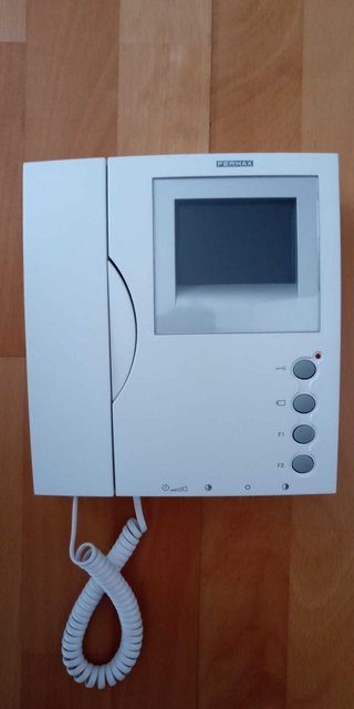 2 Monitores Ref FERMAX LOFT Ref 3311 y 3305