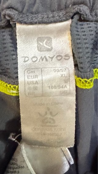 Pantalón corto deportivo Domyos gris XL
