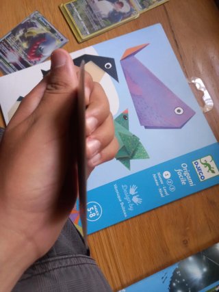 Carta Pokémon Lunatone Full Art con funda