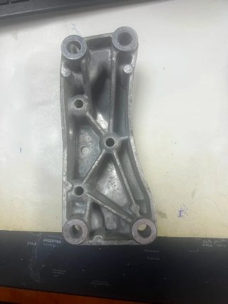 Soporte caja cambios VW 1K0 199 117 AM