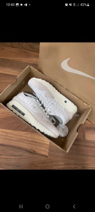 Nike Air Max 1 sp x Jacquemus Beige Blanco
