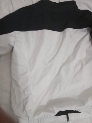 Sudadera Nike Negra y Blanca
