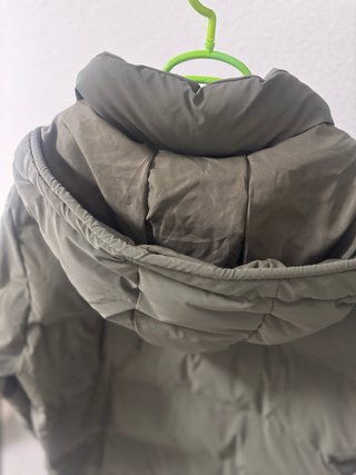Abrigo acolchado Zara verde militar XL