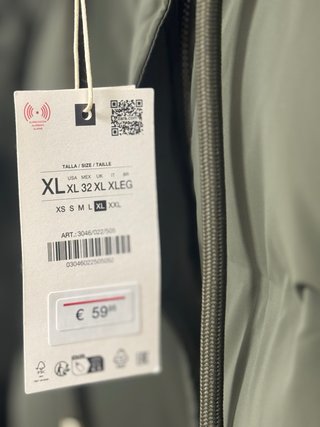 Abrigo acolchado Zara verde militar XL