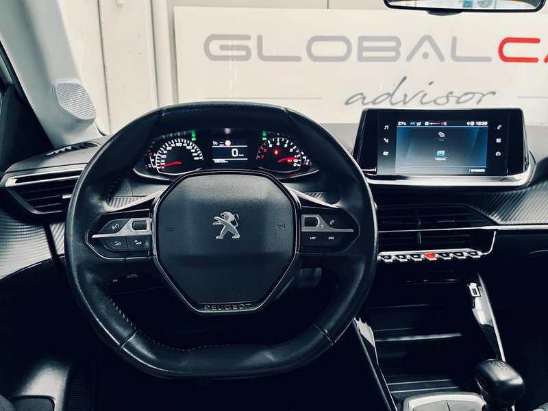 Peugeot 208 2022, foto 9